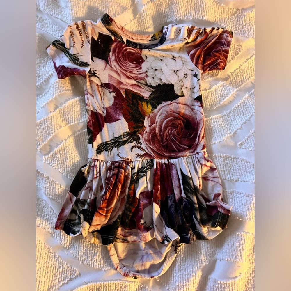 6-12 month posh peanut body suit twirl